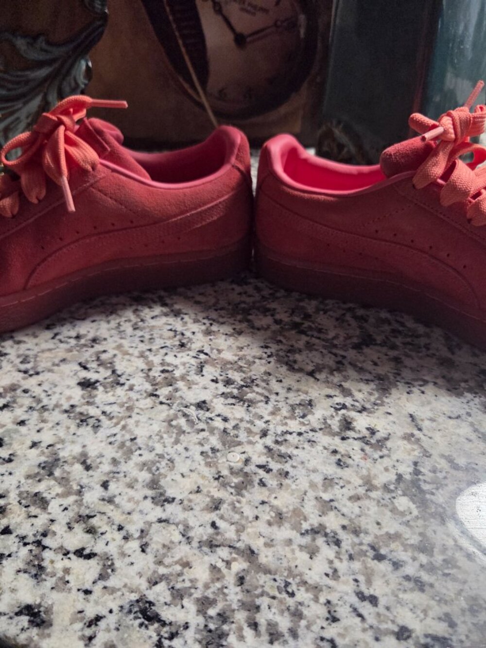 Puma Dark Pink Suede Sneakers – Size 8 - Picture 3 of 7